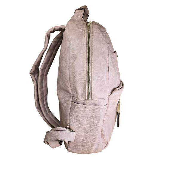 Steve Madden Pebbled Padded Fullsize Backpack 17x14x5. Gold Hardware. - Picture 3 of 8